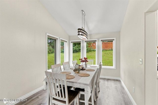 10948 Sun Eagle Circle, Eagle River, AK 99577