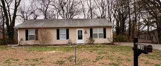 700 Fleming St, Columbia, TN 38401