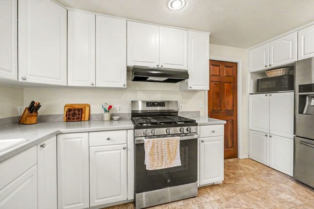 2769 Stonebrook Drive, Medford, OR 97504