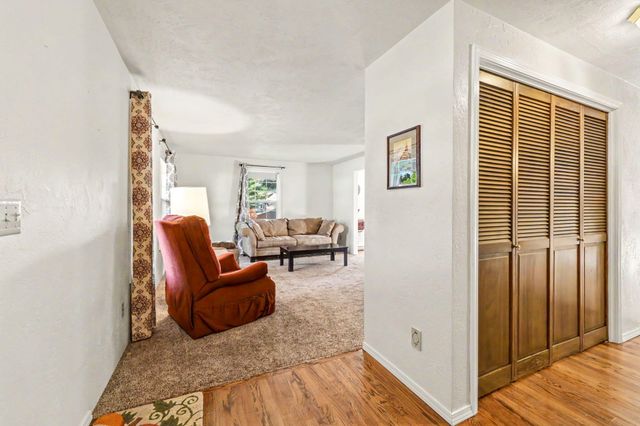 2769 Stonebrook Drive, Medford, OR 97504