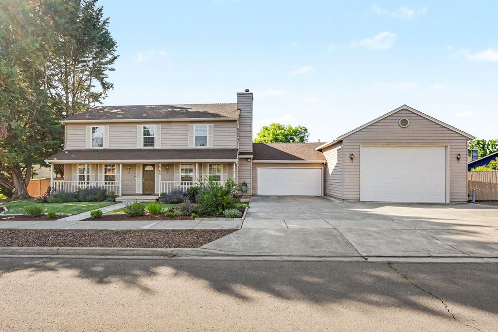 2769 Stonebrook Drive, Medford, OR 97504