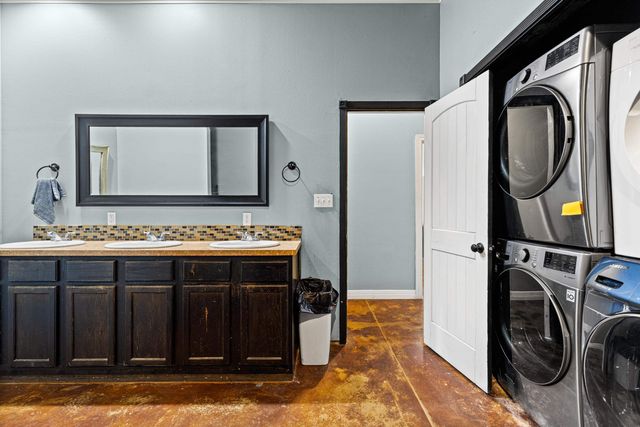 10425 FM 134, Karnack, TX 75661