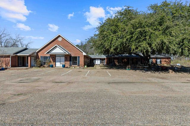 10425 FM 134, Karnack, TX 75661
