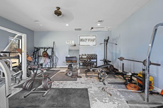 10425 FM 134, Karnack, TX 75661