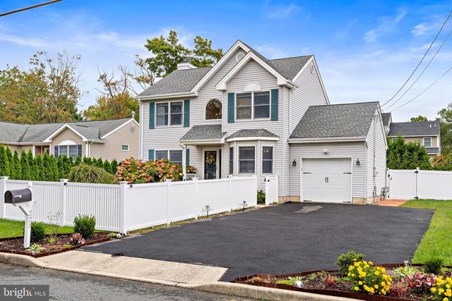 223 SERPENT LN, Manahawkin, NJ 08050
