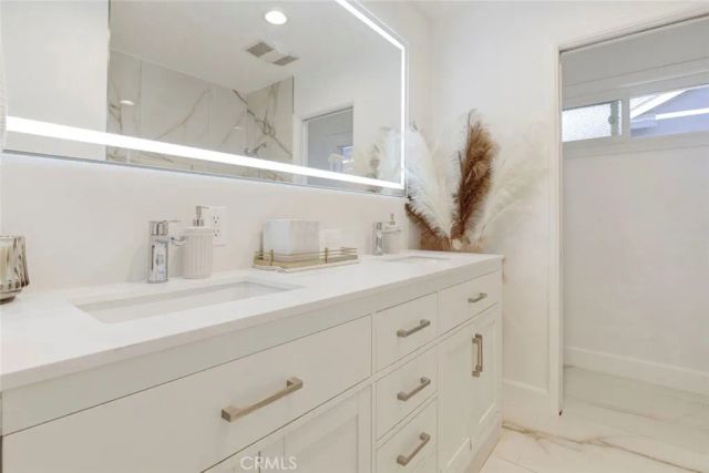 10431 Johanna Street, Shadow Hills, CA 91040