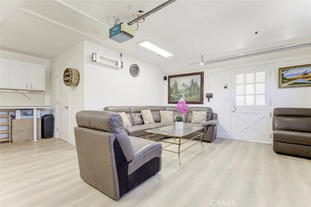 10431 Johanna Street, Shadow Hills, CA 91040