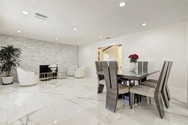 10431 Johanna Street, Shadow Hills, CA 91040