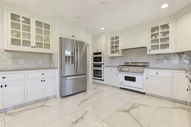 10431 Johanna Street, Shadow Hills, CA 91040