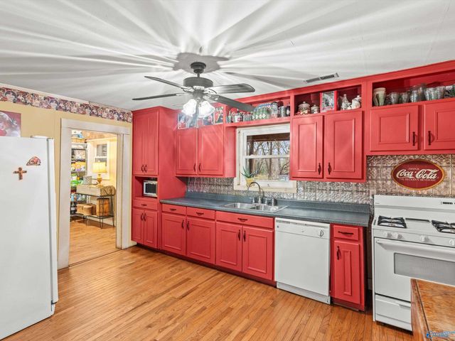 514 W Mann Avenue, Boaz, AL 35957