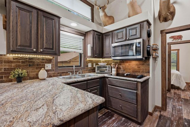 3958 Ranch Road, Whitesboro, TX 76273