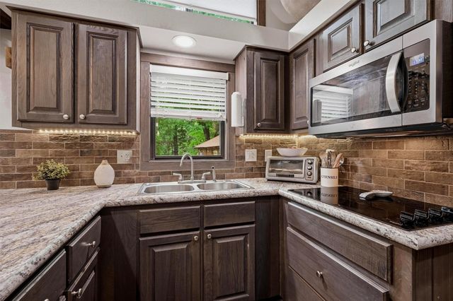 3958 Ranch Road, Whitesboro, TX 76273