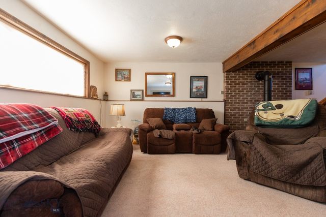 510 E Fulton Avenue, Manhattan, MT 59741