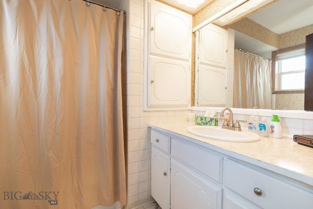 510 E Fulton Avenue, Manhattan, MT 59741