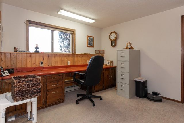 510 E Fulton Avenue, Manhattan, MT 59741