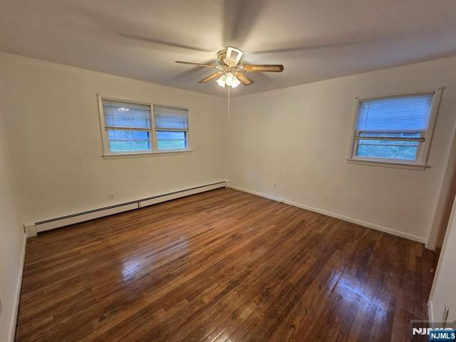 5 Mountain Avenue Left, Westwood, NJ 07675