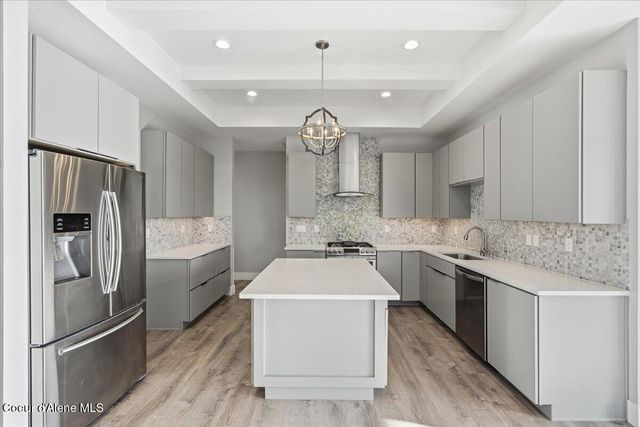 3294 W Giovanni LN, Hayden, ID 83835