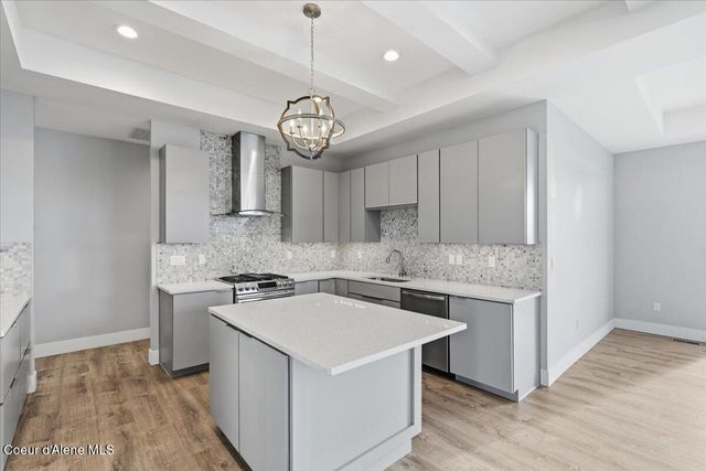 3294 W Giovanni LN, Hayden, ID 83835