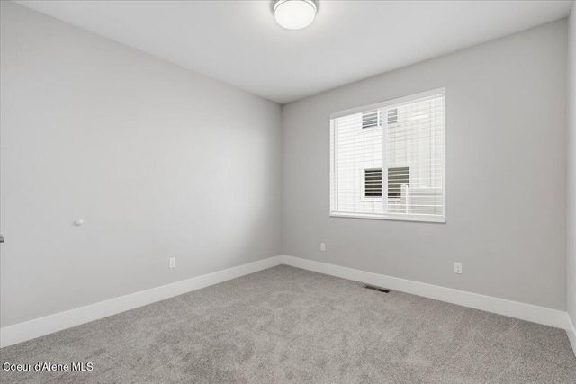 3294 W Giovanni LN, Hayden, ID 83835