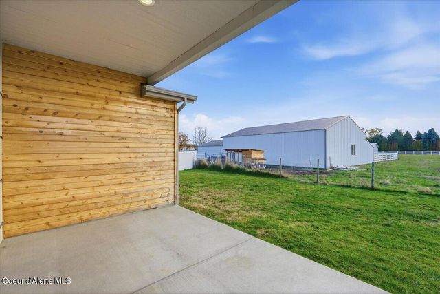 3294 W Giovanni LN, Hayden, ID 83835