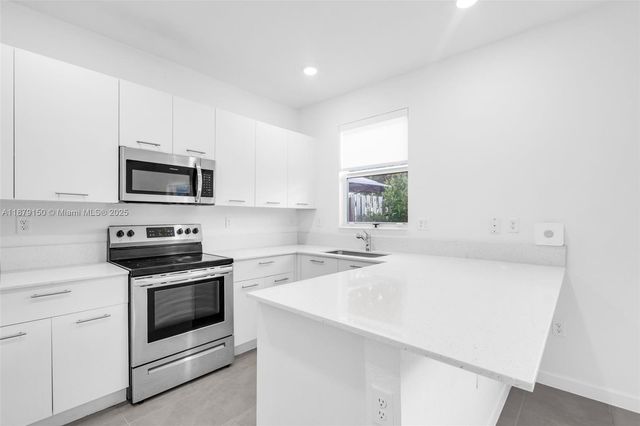 2357 NW 122nd Ter, Miami, FL 33167