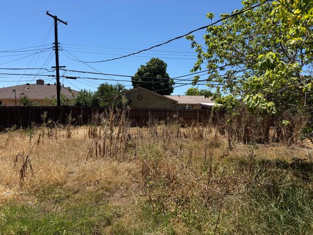 1600 65th Ave, Sacramento, CA 95822