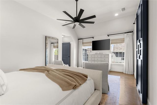 6835 Colfax Avenue, Cumming, GA 30040