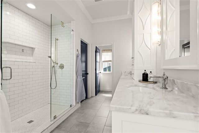 6835 Colfax Avenue, Cumming, GA 30040