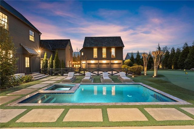 6835 Colfax Avenue, Cumming, GA 30040