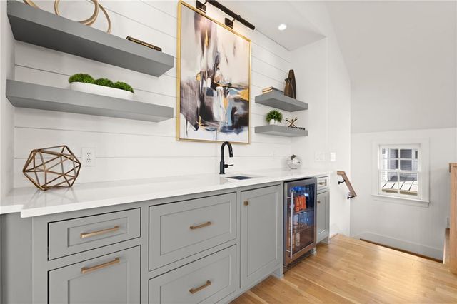 6835 Colfax Avenue, Cumming, GA 30040