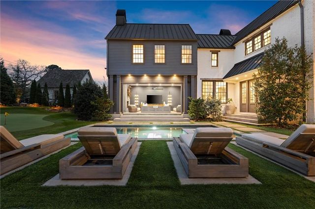 6835 Colfax Avenue, Cumming, GA 30040