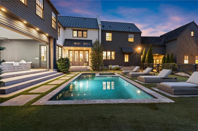 6835 Colfax Avenue, Cumming, GA 30040