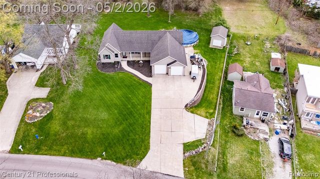 6591 Windiate Road, Waterford, MI 48329