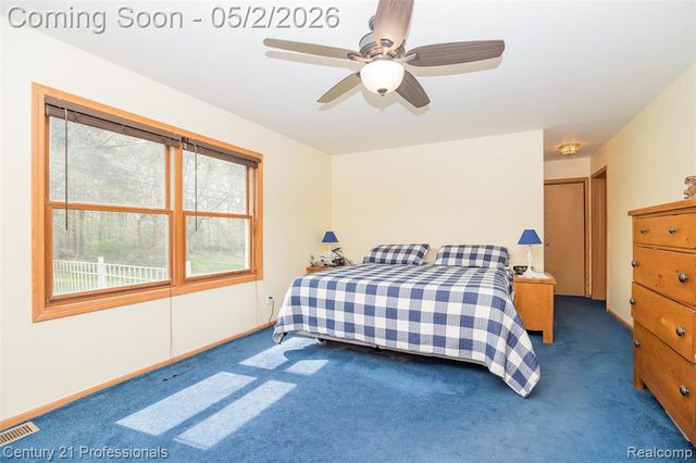 6591 Windiate Road, Waterford, MI 48329