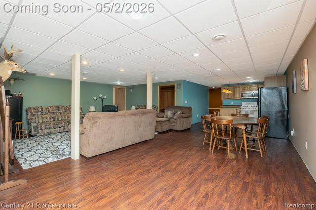 6591 Windiate Road, Waterford, MI 48329