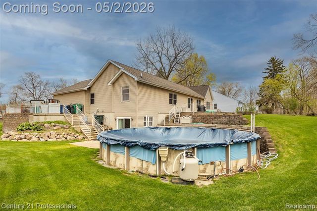 6591 Windiate Road, Waterford, MI 48329