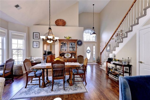 5176 Queen Bishop LN, Williamsburg, VA 23185