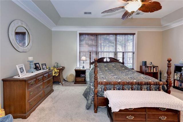 5176 Queen Bishop LN, Williamsburg, VA 23185