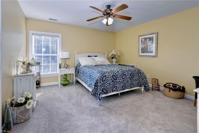 5176 Queen Bishop LN, Williamsburg, VA 23185