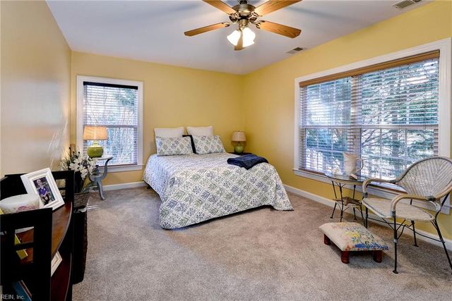 5176 Queen Bishop LN, Williamsburg, VA 23185