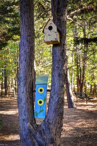 5176 Queen Bishop LN, Williamsburg, VA 23185