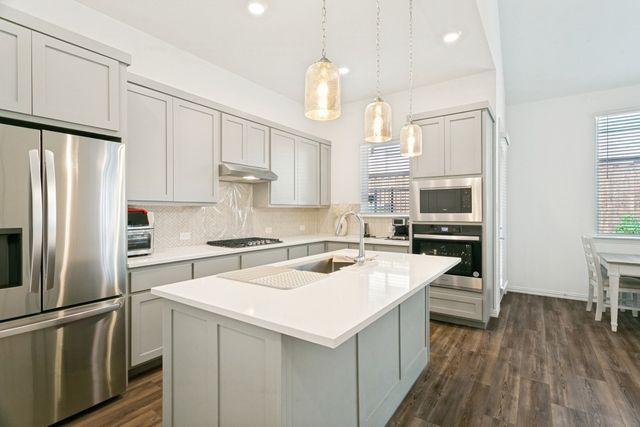 4265 Watson Way, North Richland Hills, TX 76180