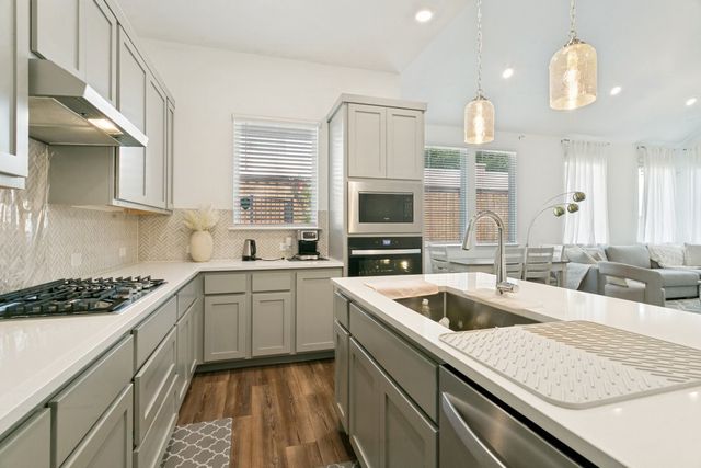 4265 Watson Way, North Richland Hills, TX 76180