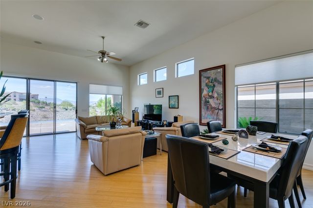 51 East Braelinn Drive, Henderson, NV 89052