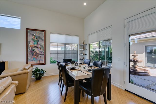 51 East Braelinn Drive, Henderson, NV 89052