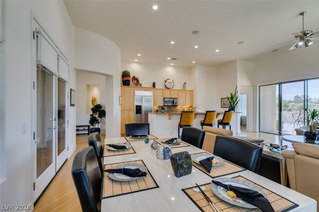 51 East Braelinn Drive, Henderson, NV 89052