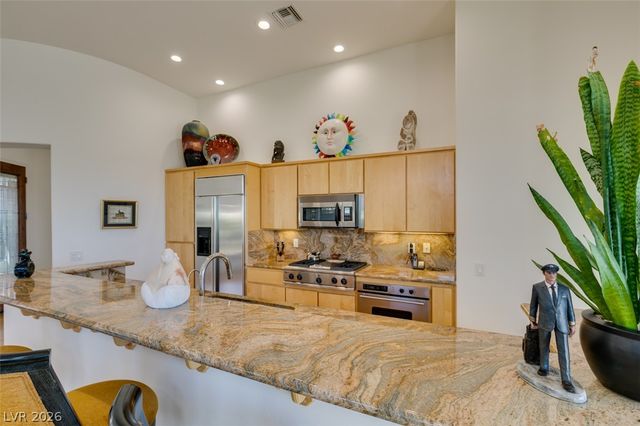 51 East Braelinn Drive, Henderson, NV 89052