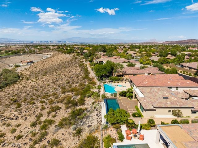 51 East Braelinn Drive, Henderson, NV 89052