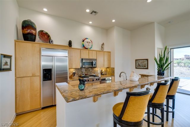 51 East Braelinn Drive, Henderson, NV 89052