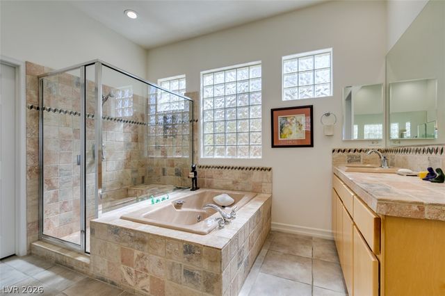 51 East Braelinn Drive, Henderson, NV 89052